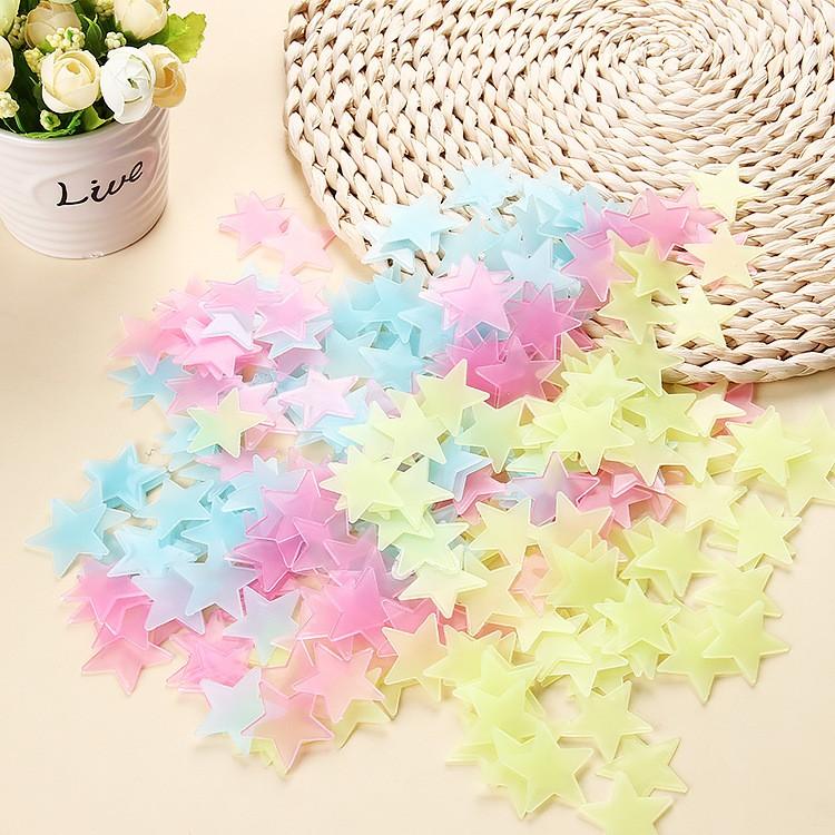 * 100 pcs. 3D Glow In The Dark Stars