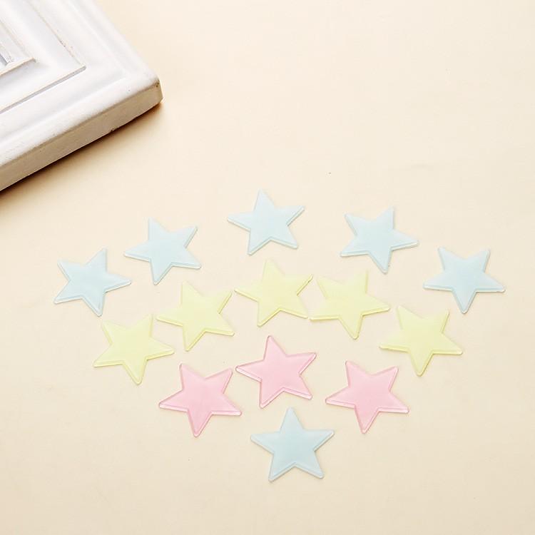 * 100 pcs. 3D Glow In The Dark Stars