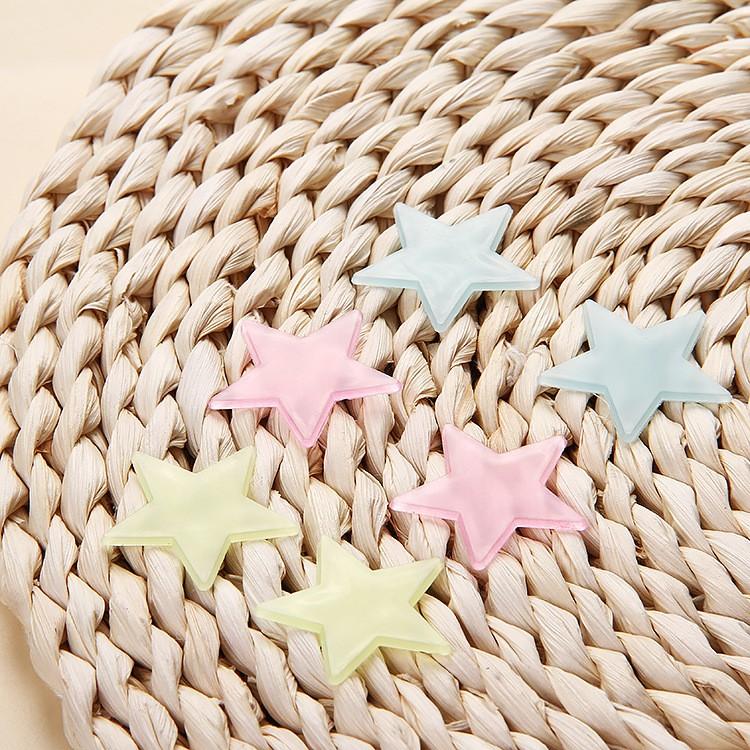 * 100 pcs. 3D Glow In The Dark Stars